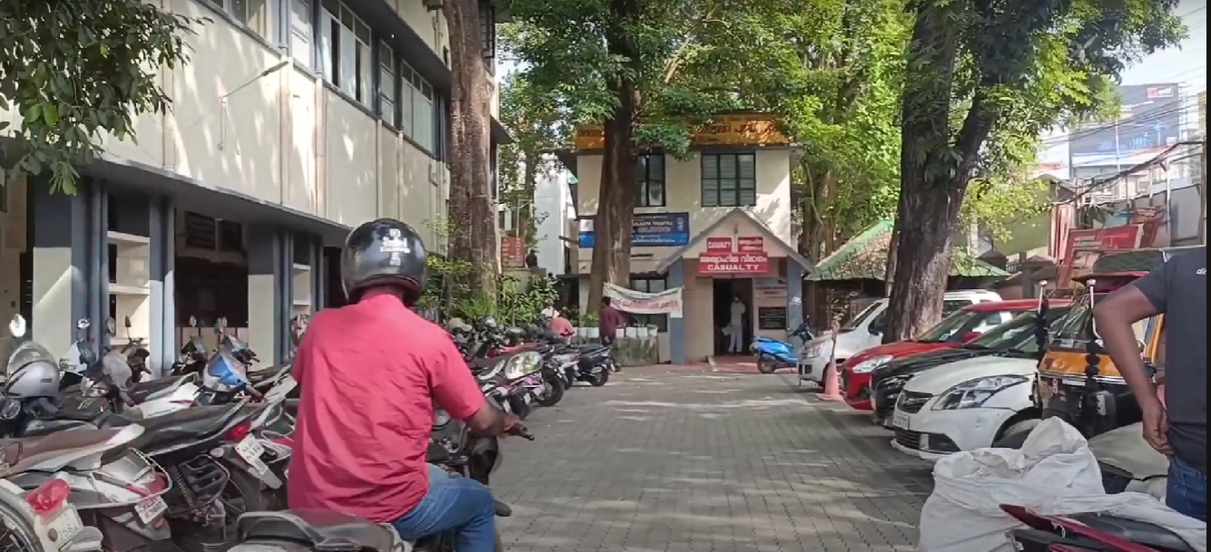 Govt. Ayurveda Coll, Thiruvananthapuram, Kerala  campus view 2