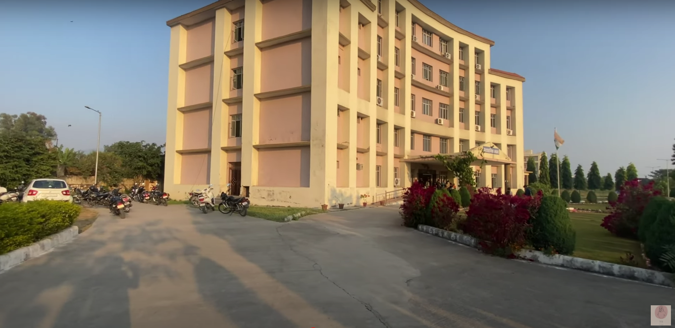 Faculty of Ayurveda Uttarakhand Ayurved University, Dehradun, Uttarakhand  campus view 7