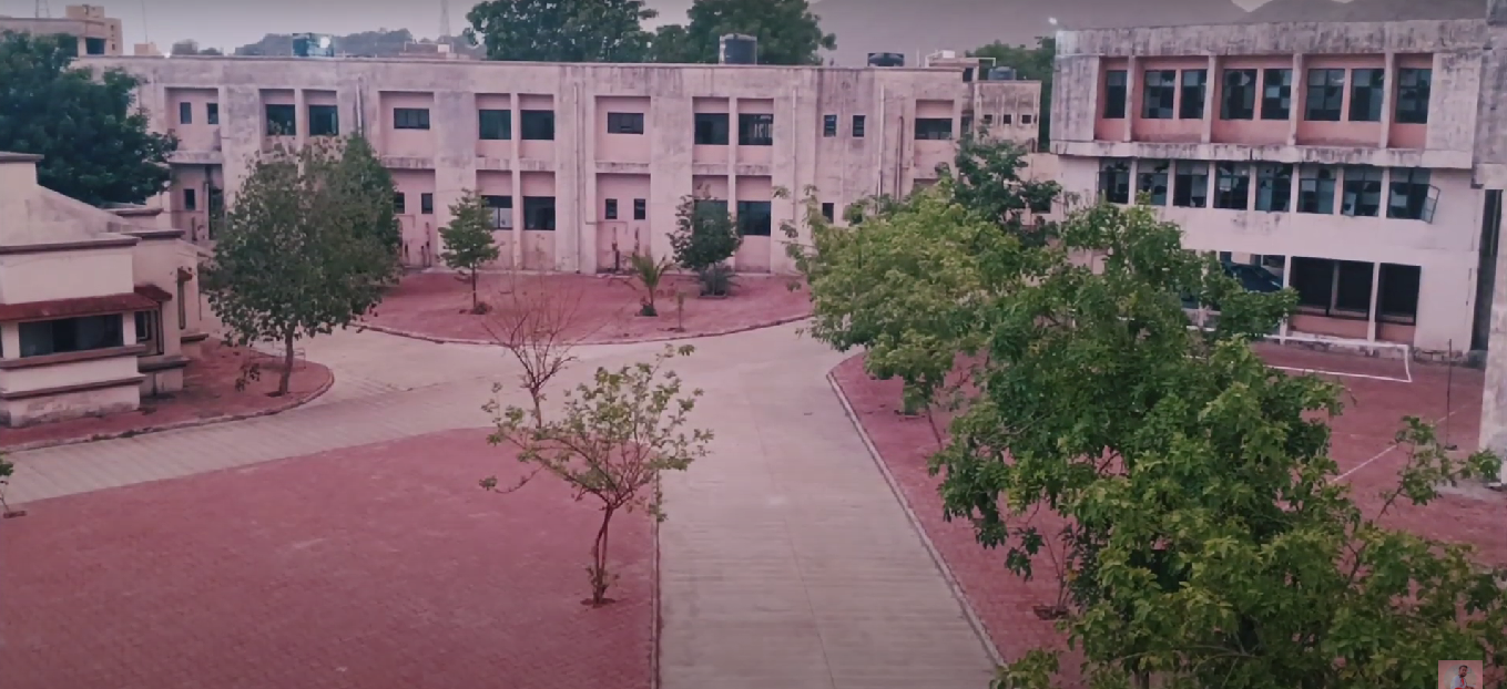 Govt. Ayurveda Medical College, Junagarh, Gujarat campus view 2