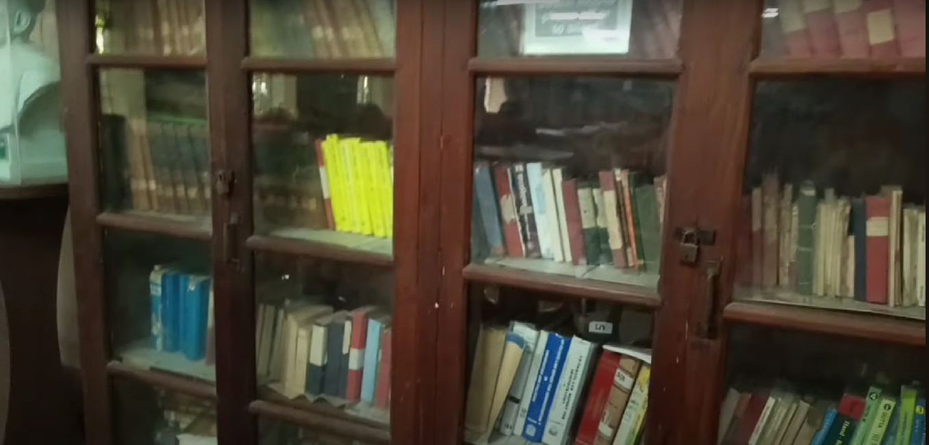 Tilak Ayurved Mahavidyalaya, Pune, MS  campus view 22