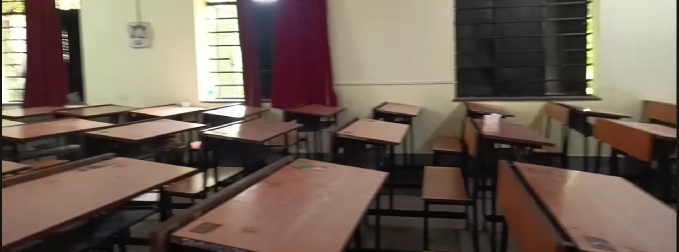 Tilak Ayurved Mahavidyalaya, Pune, MS  campus view 29