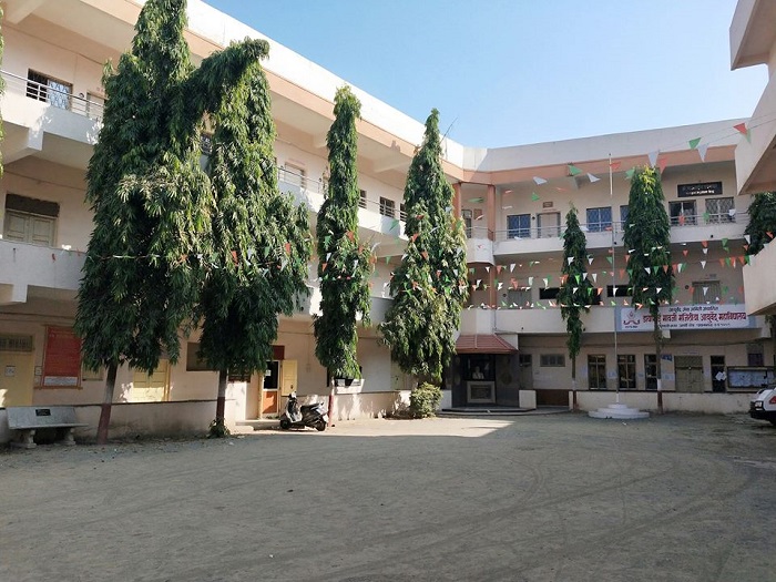 College Campus Image