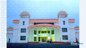 M.P. Bhoj University, Bhopal campus view 4