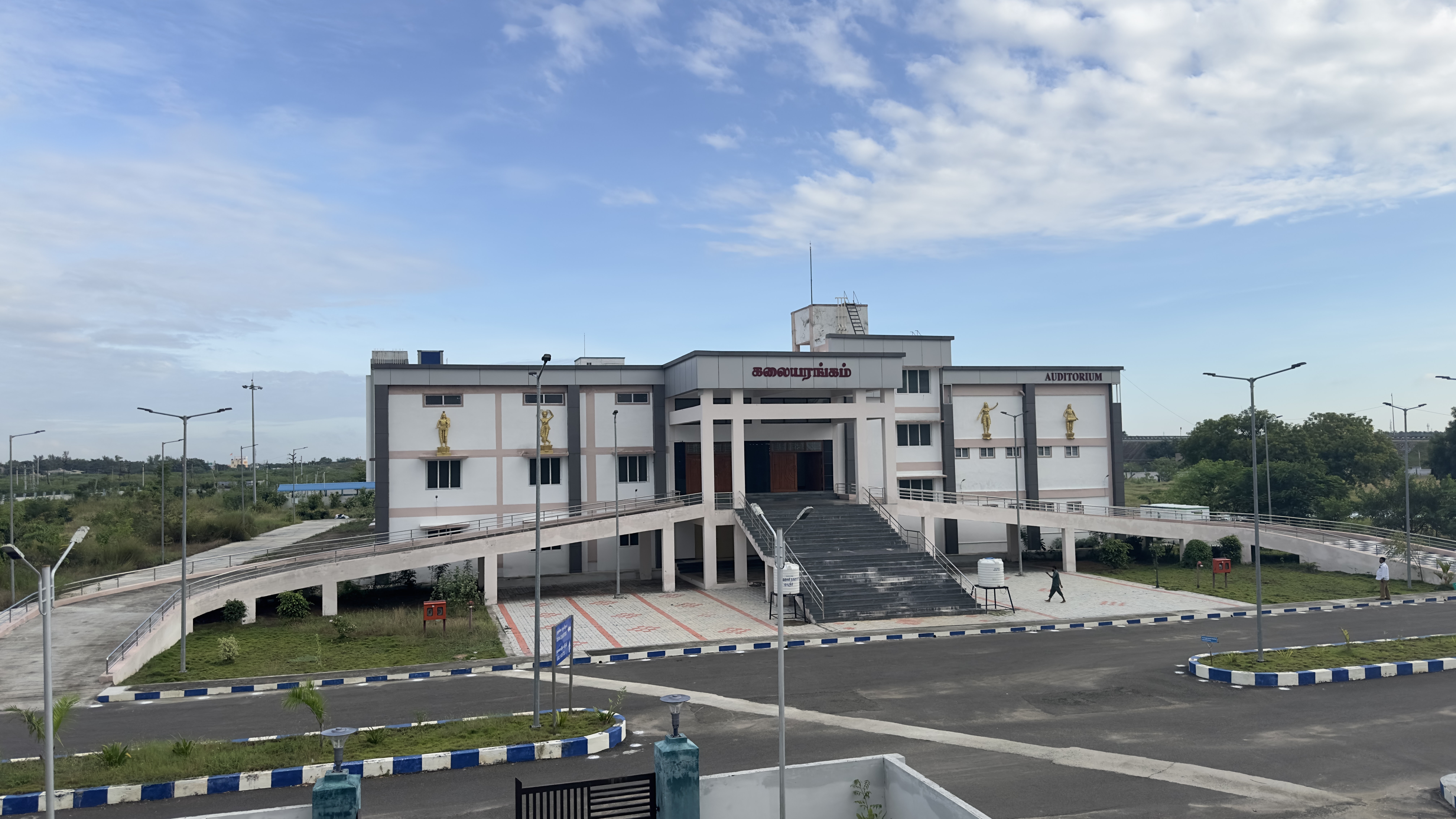 Government Medical College, Virudhunagar

 campus view 10