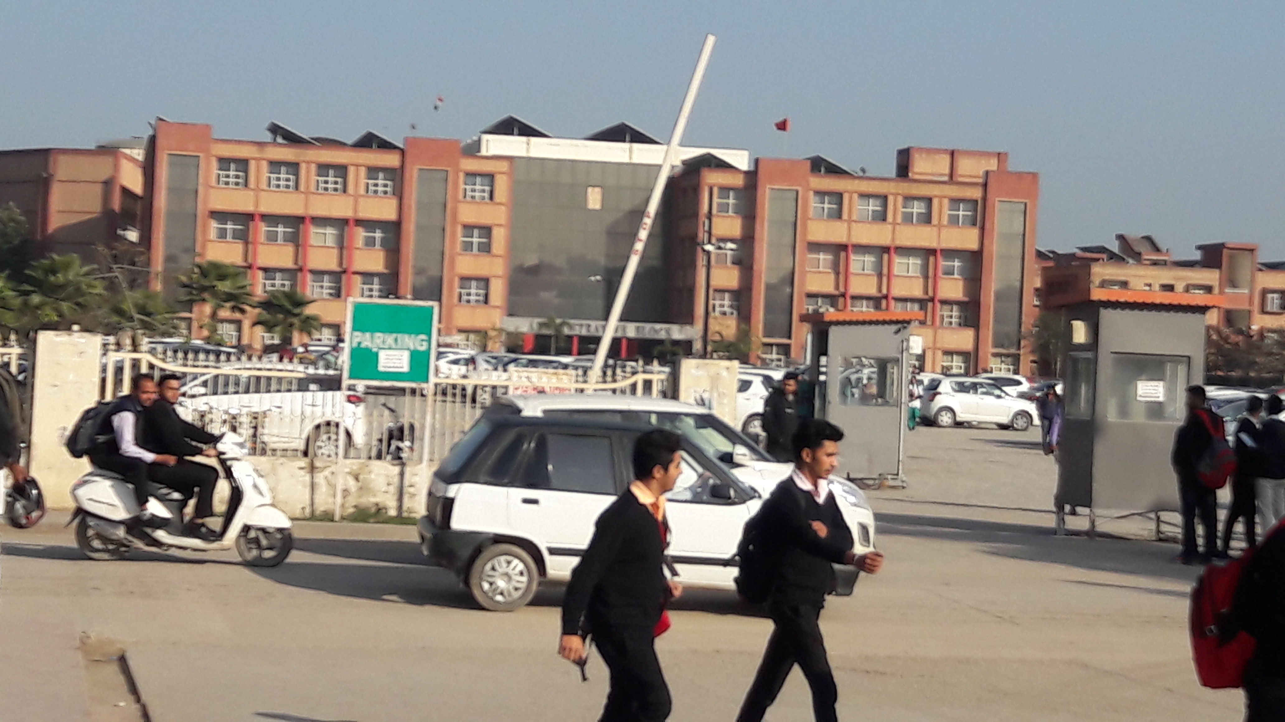 Maharishi Markandeshwar Institute Of Medical Sciences & Research, Mullana, Ambala campus view 11