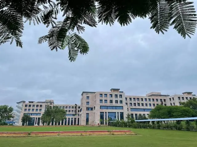 AIIMS Bhopal -All India Institute of Medical Sciences, Bhopal campus view 4